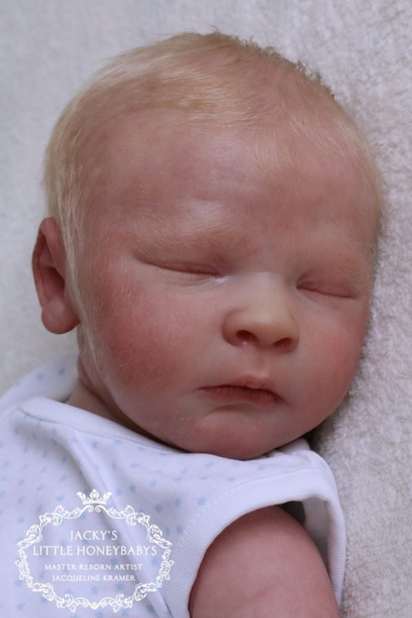 Sleeping Joseph Realborn sans corps