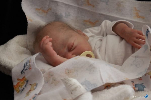 Leah sans corps avec 1 kg de billes de verre – Image 2