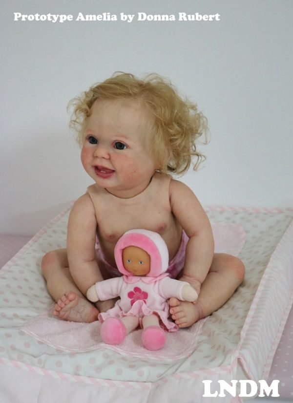 Amelia avec torso