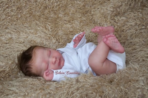 Sleeping Joseph Realborn sans corps – Image 10