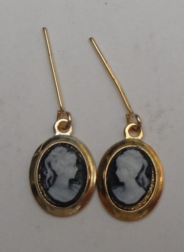 Boucles D'oreilles Puces Camée Vintage - Occasion - Sans Marque
