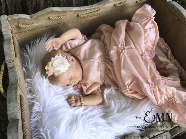 Sleeping Madison Realborn sans corps – Image 11