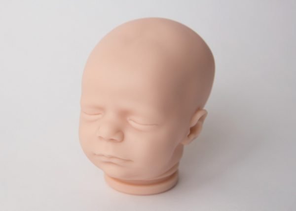 Sleeping Madison Realborn sans corps – Image 12